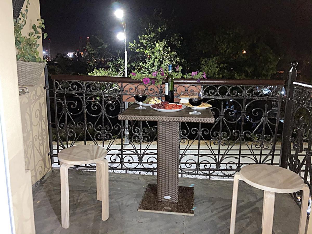 ［オデッサ市内中心部］スタジオ アパートメント（19 m²）／1バスルーム エクステリア 写真