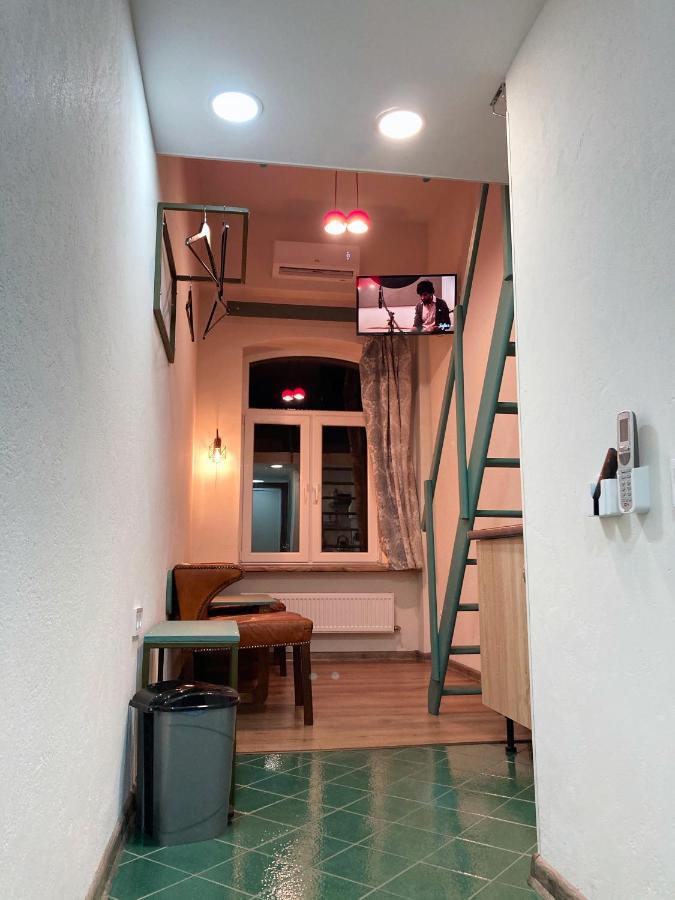 ［オデッサ市内中心部］スタジオ アパートメント（19 m²）／1バスルーム エクステリア 写真